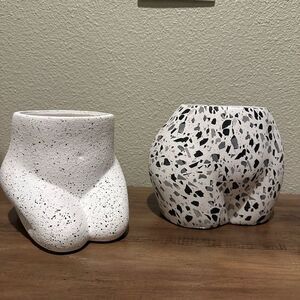 New Good Form Shaped Planter Bundle of Two